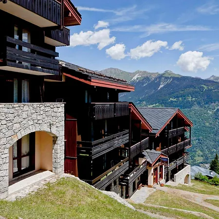 Renove, Calme, Dernier Etage, Acces Direct Aux Pistes - Fr-1-514-86 Apartment *